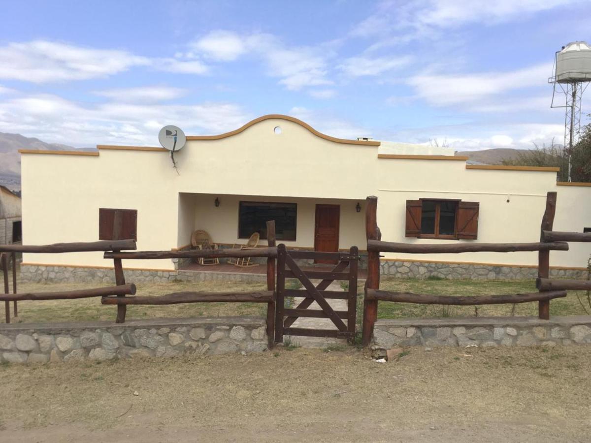 Posada La Sofia Tafí del Valle Exterior foto